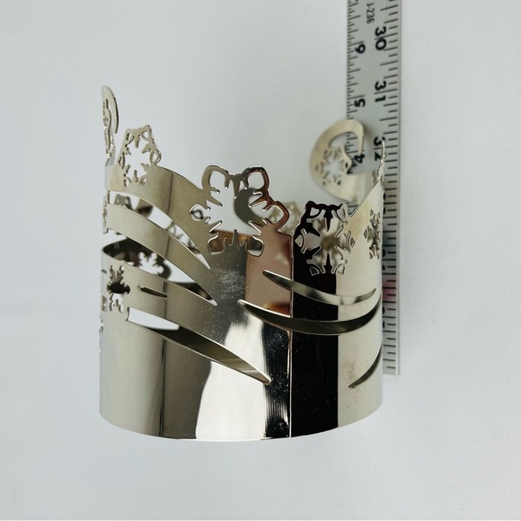 Bath & Body Works BBW 3-Wick Jar Metal Candle Holder - Silver Snowman Snowflakes - Picture 12 of 14